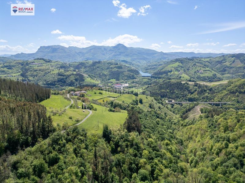 Foto 066d675c-f7b1-41ce-a688-cbc43c44c0a9. Casa amb aparcament a Tolosa