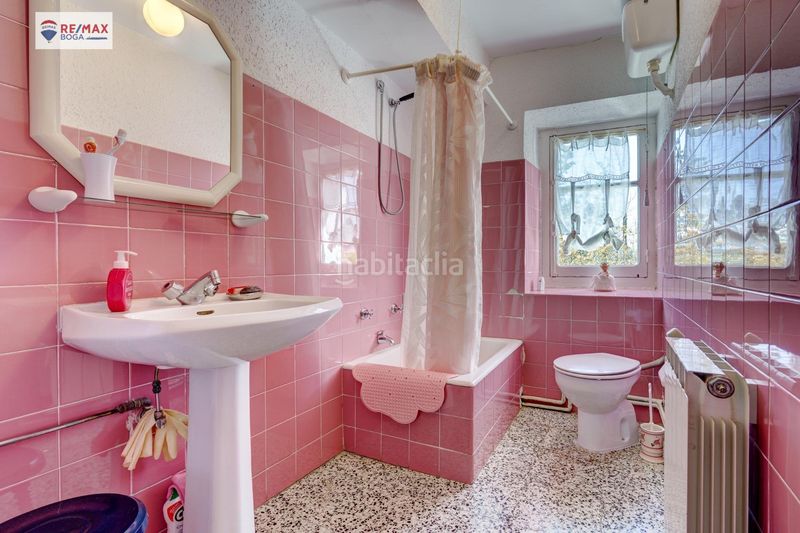 Foto 15fe36d8-a8e5-4265-aa47-36760f6b7399. Casa amb aparcament a Tolosa