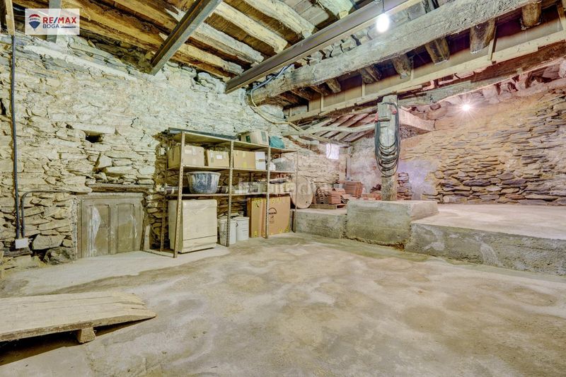 Foto 2065cc38-f0e1-437c-9cfc-1445915bbcbf. Casa amb aparcament a Tolosa