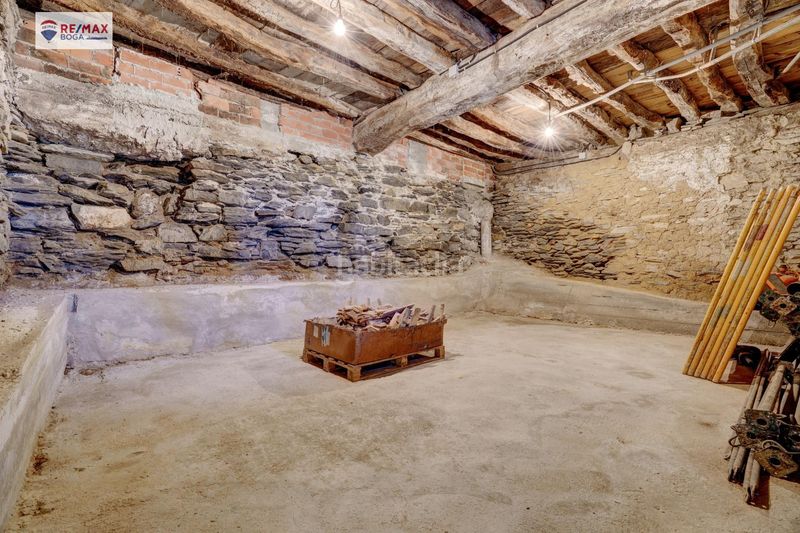 Foto 3551b489-1c2d-4f57-bb5c-ff821b0d78f1. Casa amb aparcament a Tolosa