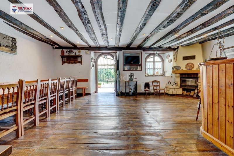 Foto 61e407a0-692d-4d7e-a6ed-2f50bbb5bd86. Casa amb aparcament a Tolosa