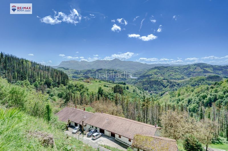 Foto bddbb716-fa07-4599-8168-5947961f0821. Casa amb aparcament a Tolosa