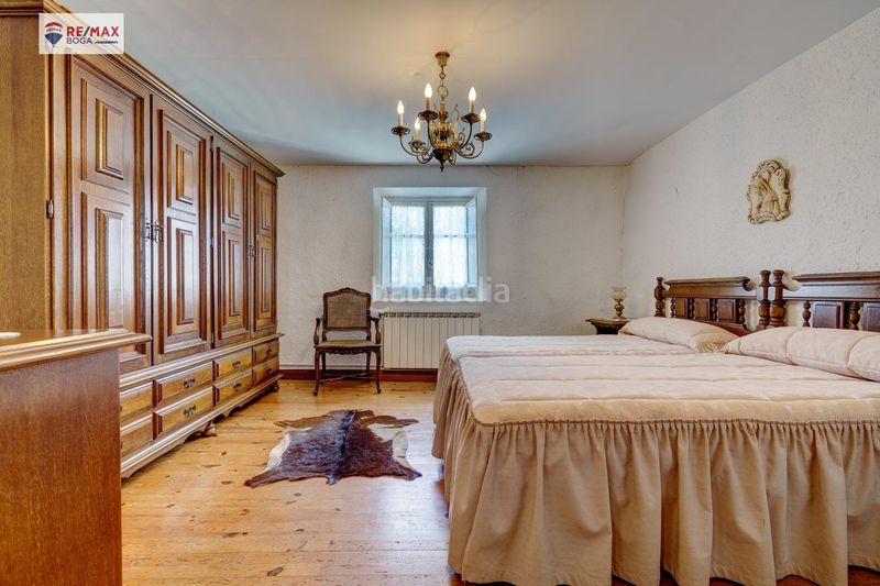 Foto d512a231-a764-4341-87b7-5d1dfa47a130. Casa amb calefacció aparcament a Tolosa