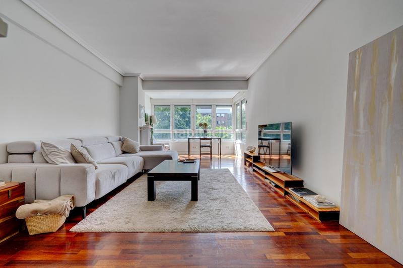 Foto 54e686fa-ab53-45d0-8f6d-3d3af9f42af6. Piso amplia vivienda luminiosa en lorea. zona del barrio del antiguo de san sebastián. en Donostia - San Sebastián