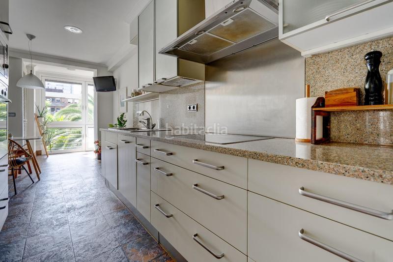 Foto 6f997c61-7f39-4320-ba8f-ffb6f43a6254. Piso amplia vivienda luminiosa en lorea. zona del barrio del antiguo de san sebastián. en Donostia - San Sebastián