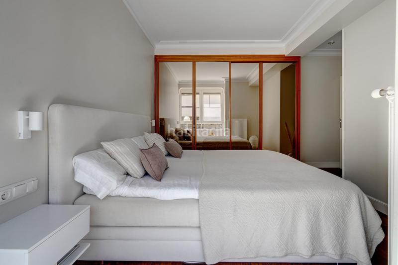 Foto bed409b7-1d5c-4d2c-8cff-b4ade4533c0c. Piso amplia vivienda luminiosa en lorea. zona del barrio del antiguo de san sebastián. en Donostia - San Sebastián