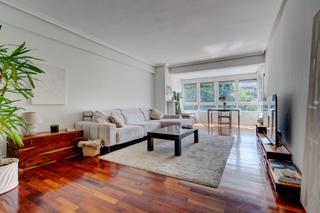 Appartement  Avenida tolosa. Amplia vivienda luminiosa en lorea. zona del barrio del antiguo