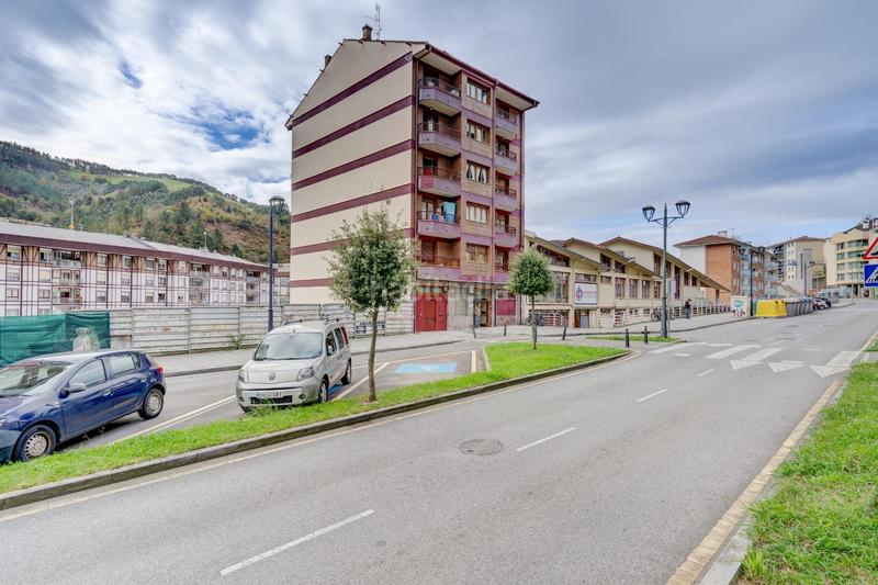 Foto 05147d21-601e-4966-9454-53c13eda0d6a. Locale commerciale in Ondarroa