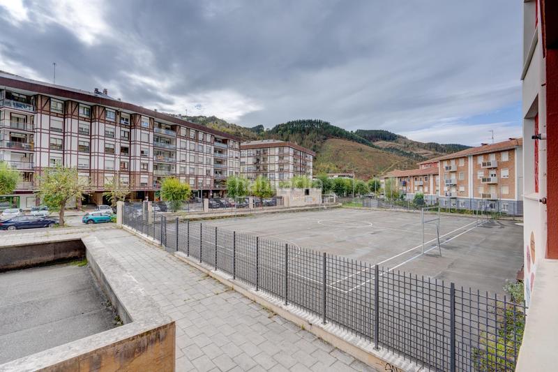 Foto 94f09274-63ff-4ca3-92ec-ce9959da397f. Locale commerciale in Ondarroa