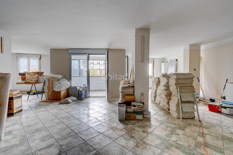 Foto d6de0e98-abd1-48e2-87ad-4f23cc6a7fb3. Locale commerciale in Ondarroa