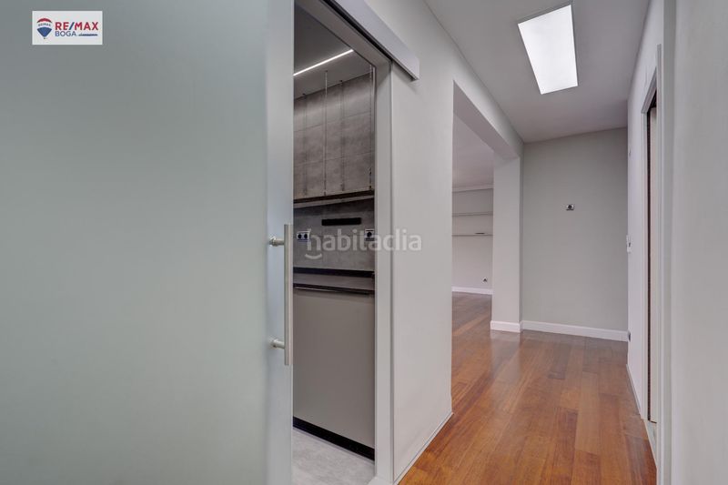 Foto 2b2f1686-8770-4ce0-a372-c2c6f75a6971. Pis a Zarautz