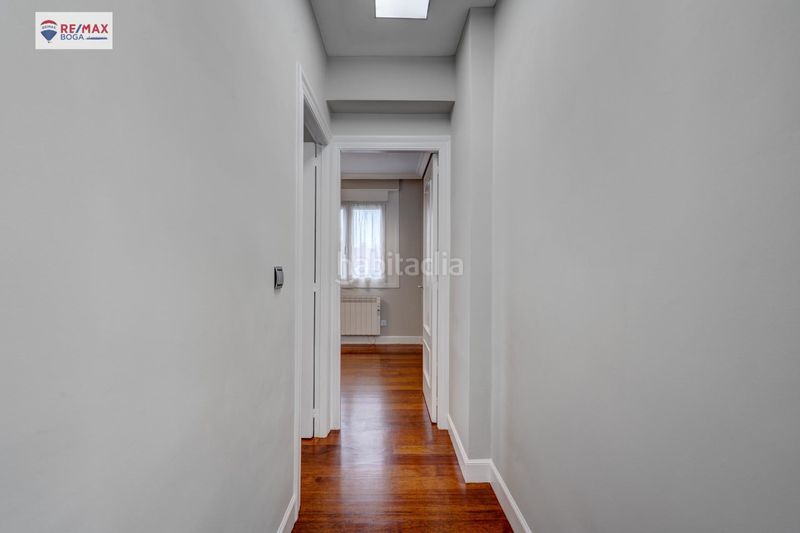 Foto 338c830b-6316-4428-9591-7e4e1446be9a. Pis a Zarautz