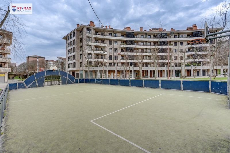 Foto 36172100-a6d3-4a13-8344-a03eeb94d7fe. Pis a Zarautz