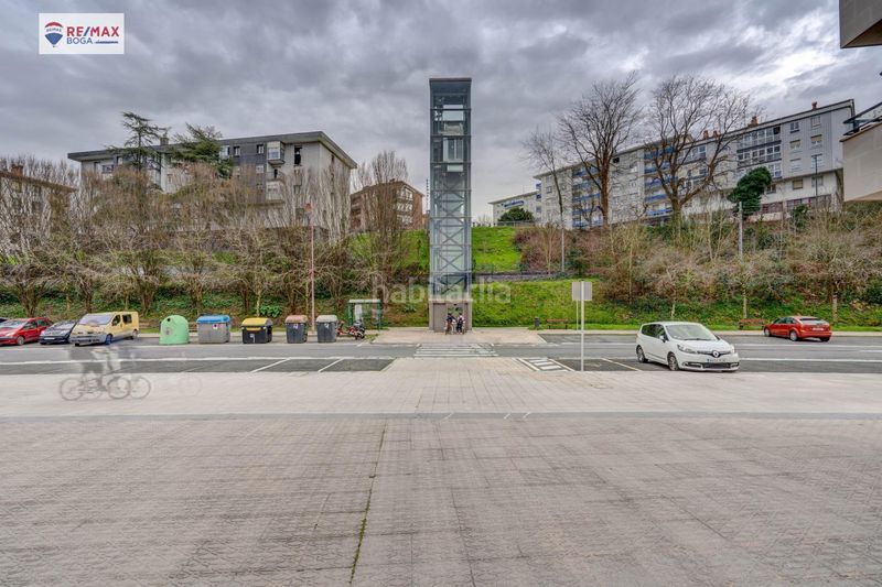 Foto 37b11655-ebe5-4698-ba39-c234ce053989. Pis a Zarautz