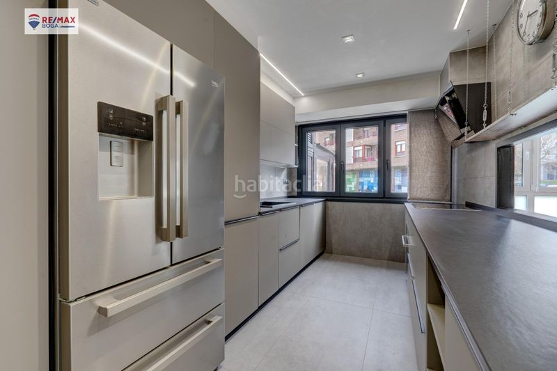 Foto 5e9ac211-815f-4cbc-b3cf-7cce6d5c8dbe. Pis a Zarautz