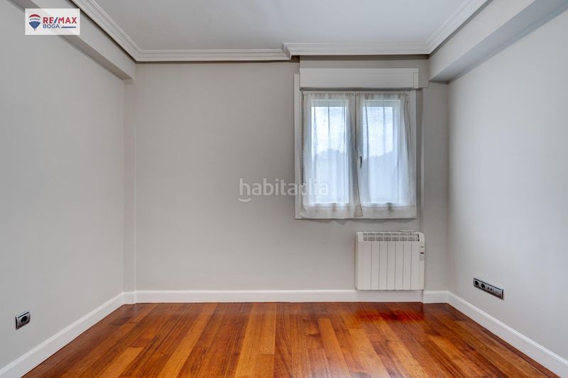 Foto 7fb0621f-7d1b-434e-9d55-762e96b97f52. Pis a Zarautz