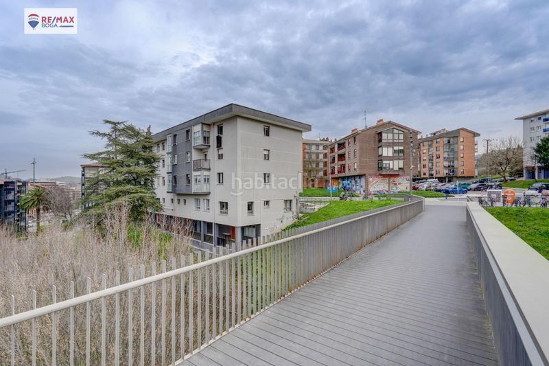 Foto a22a99e8-26ca-46b3-b4cf-abe71ac936a3. Pis a Zarautz