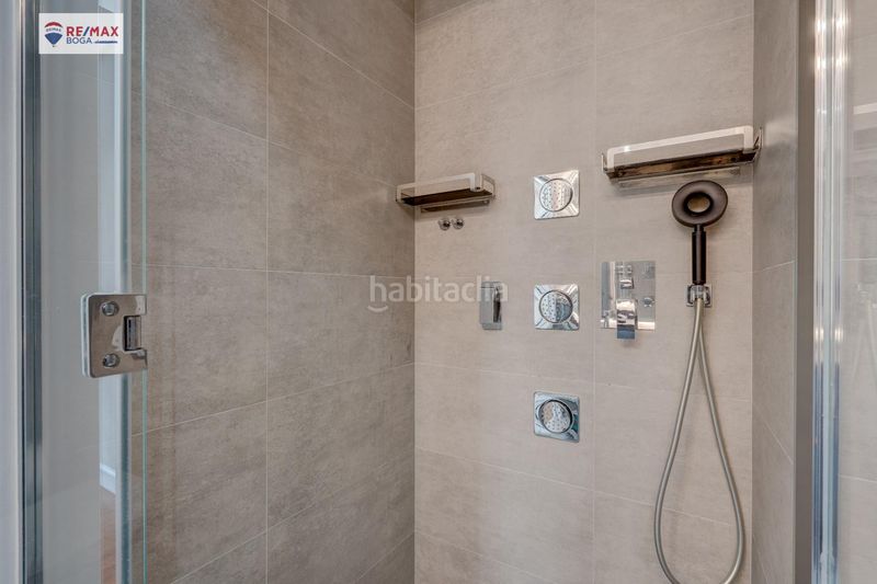 Foto c686e4f3-ddfa-4b00-9096-fec50f274bfd. Pis a Zarautz