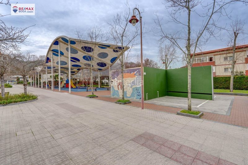 Foto e0fe2b0c-bdf0-4cff-a5f0-9dda584784f9. Pis a Zarautz