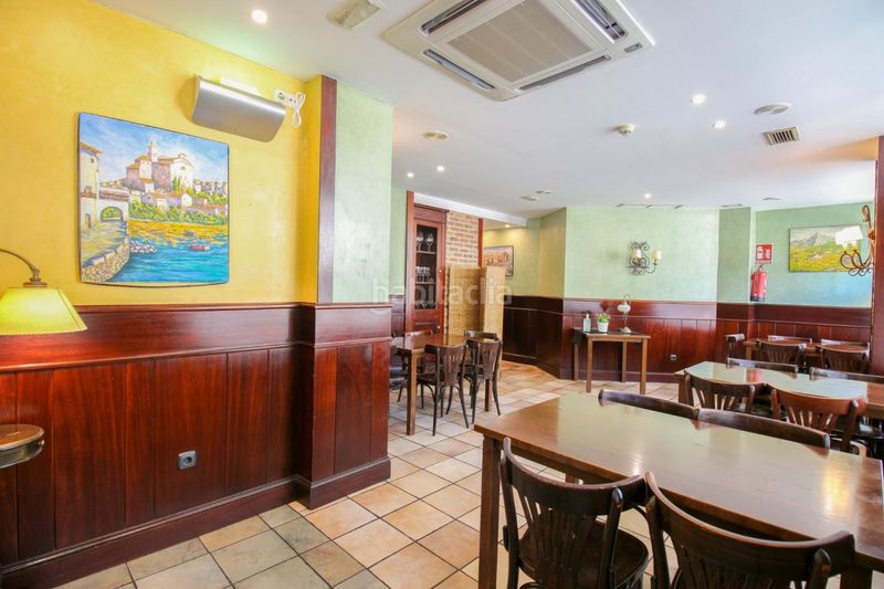 Foto cc6c9492-ea79-4242-9c20-1f26028c77f3. Local comercial a Aretxabaleta