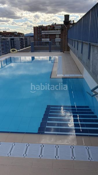 Foto fc1e72dd-f376-4bd9-8187-82653212c08f. Pis amb calefacció piscina a San Juan Pamplona / Iruña