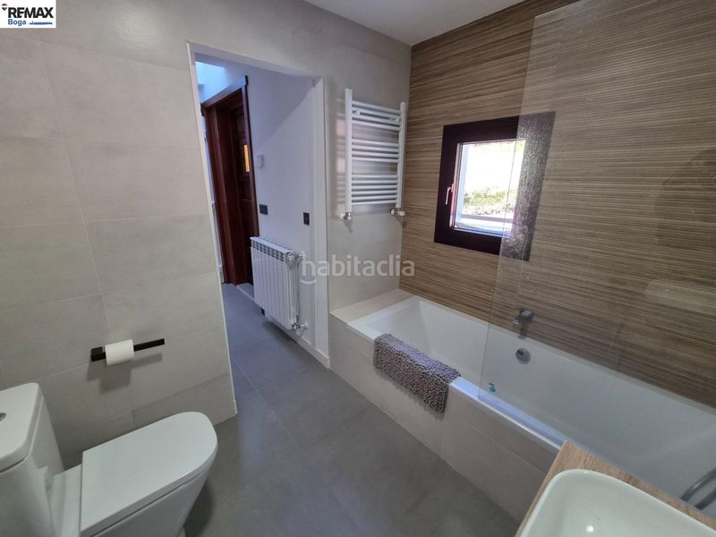 Foto efc9d0cf-e5ed-4827-a5d8-244d47e0aebc. Casa amb calefacció aparcament a Berastegi