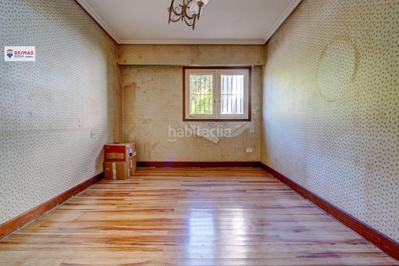 Foto 47802d97-3e6a-4e54-902d-a69e5974b747. Bâtiment à usage industriel dans Aia