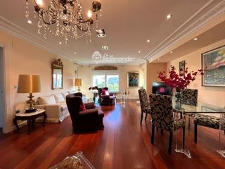 Pis  España, de. Se vende exclusivo piso con vistas espectaculares en el centro d