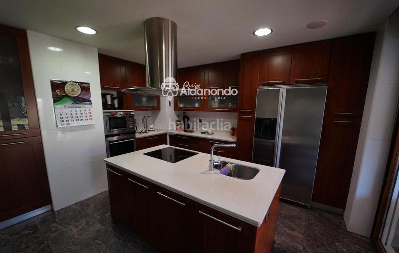 Foto 1df8dbf2-5d09-4e76-ac26-9f6e0c7fd857. Chalet in Santa Marta de Tormes