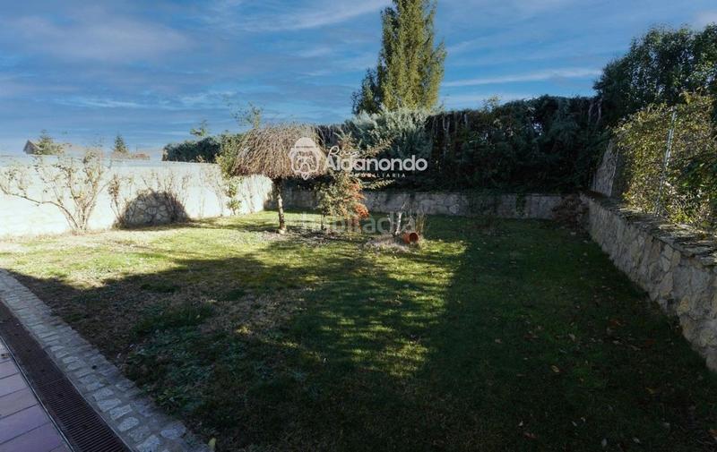 Foto 65f360fa-6c6c-4d52-98ea-a32827cb7cd8. Chalet in Santa Marta de Tormes