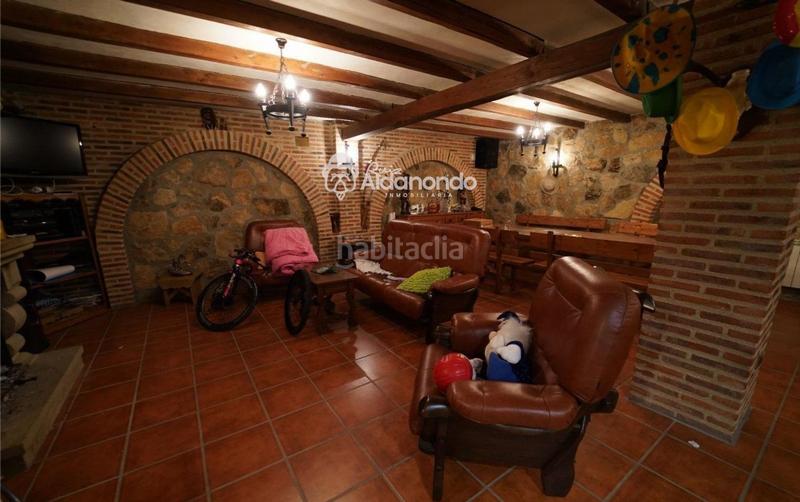 Foto 8f3ab96d-5ab0-4fde-b3c7-b24555a1fec3. Chalet in Santa Marta de Tormes