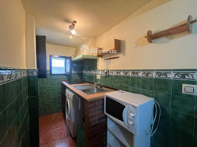 Foto 0a2448b5-cf7e-499b-b259-91f060aebfd6. Casa amb calefacció a Peñacaballera