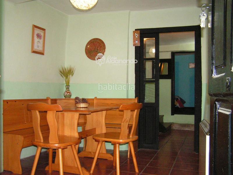 Foto 3398e2f3-58f2-4f3d-ae1d-b97b8a35ab1f. Casa amb calefacció a Peñacaballera