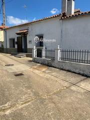 Casa  Calzadita. En cabaco, el