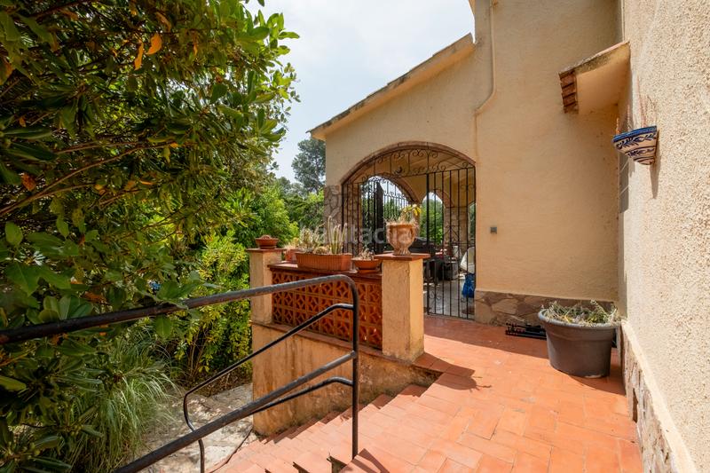 Foto d8766dd4-ff1d-4914-a3f6-fa026853b73e. Chalet bonita casa en urbanización mas tomasí, en Pals