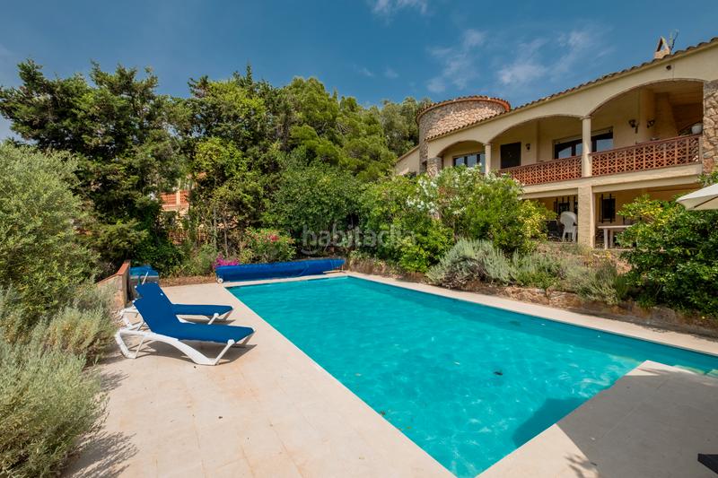 Foto f84a20a3-0a57-4b4d-834d-1576ce511c90. Chalet bonita casa en urbanización mas tomasí, en Pals