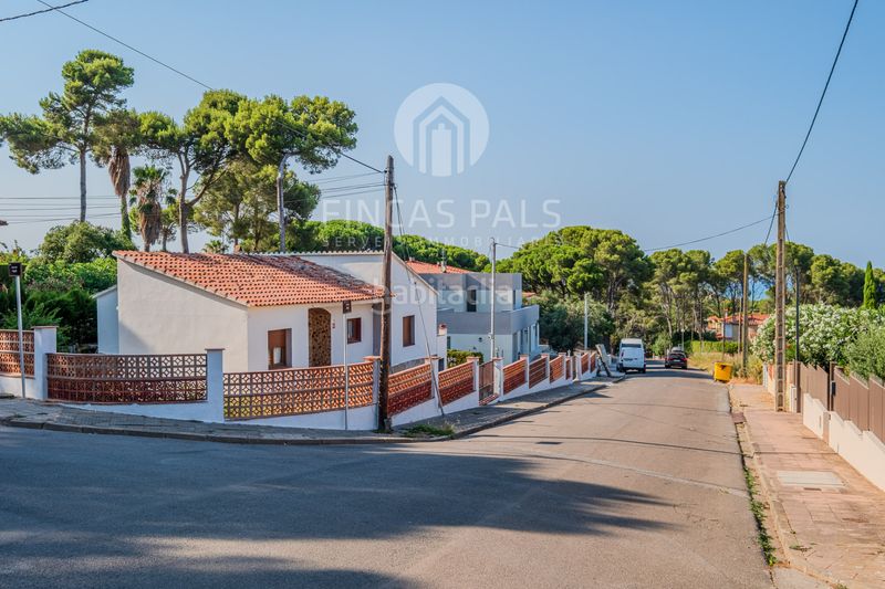 Foto c7ceaa4d-6e0b-49d8-b846-3b4206f6928e. Xalet a carrer del conill 22 a els masos de Pals Pals