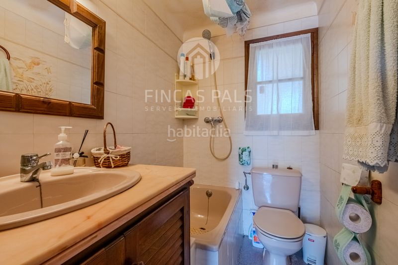 Foto 7bf541b1-f230-4361-8511-d0d1dddc7777. Casa aparellada amb xemeneia calefacció aparcament piscina a Pals