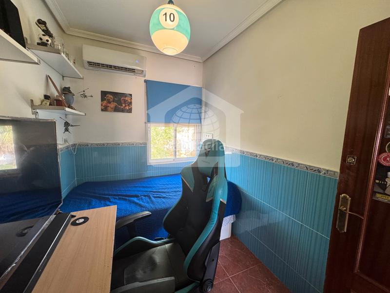 Foto 87a34d21-692d-4b6d-afec-24ae5bbbac7d. Piso  en venta en avenida obispo ángel herrera oria en Málaga