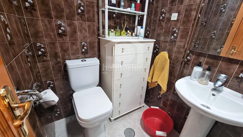 Foto 387b26c4-a2ca-497c-9a95-4468eed25f0e. Piso  en venta en calle simeón giménez reyna en Málaga