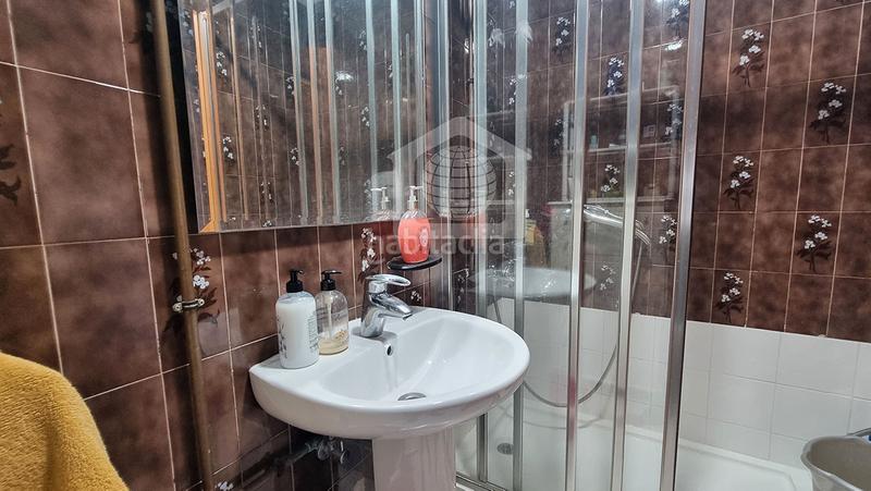 Foto c25df2a2-3110-41e5-9752-7b0d750c5d4f. Piso  en venta en calle simeón giménez reyna en Málaga