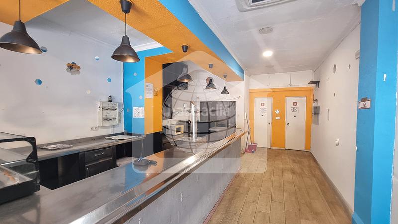 Foto a0b0a00b-d6e0-4ca8-b9bf-04ce3fff5a6e. Local comercial en calle martínez maldonado 1 local en venta en calle martínez maldonado en Málaga