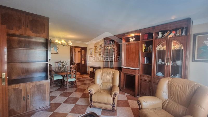 Foto 572a9a81-fe73-4580-b41b-b6c419c1687b. Piso  en venta en calle simeón giménez reyna en Málaga