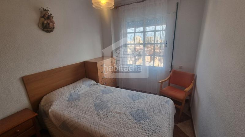 Foto 92a84bf2-d04c-40b1-8ab6-882b65646b8e. Piso  en venta en calle simeón giménez reyna en Málaga