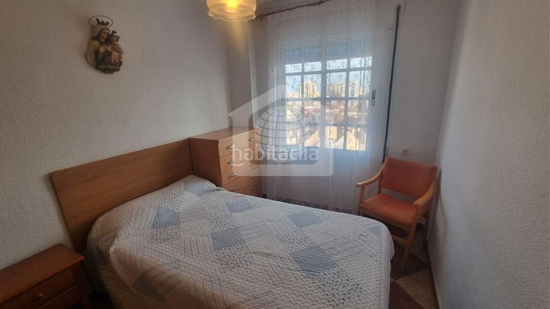 Foto da2f6acf-e250-445d-8672-91fef0e755d2. Piso  en venta en calle simeón giménez reyna en Málaga
