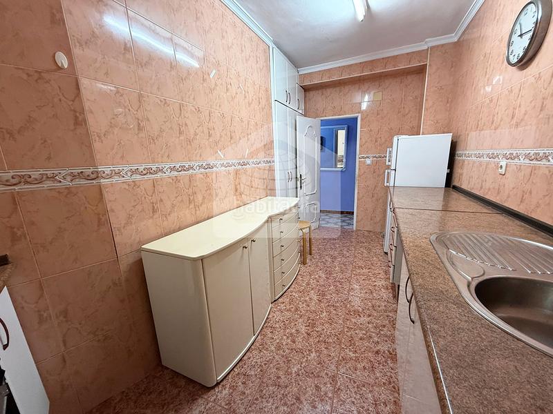 Foto ab2bdcd1-34e1-492e-9a8c-e54e987fbb2b. Appartamento in calle ingeniero de la torre acosta 22 in Málaga