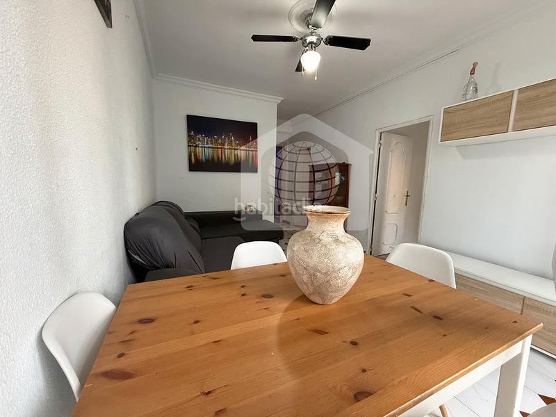 Foto c386f495-bb6c-4af2-a151-a5f029c01df9. Appartamento in calle ingeniero de la torre acosta 22 in Málaga