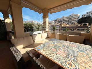 Casa aparellada  Calle torrequebrada. Chalet pareado en venta en calle torrequebrada