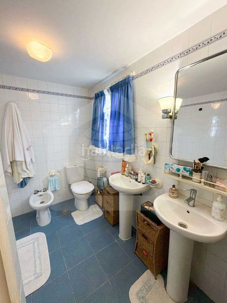 Foto a8a311a6-148b-45a7-aa3f-eb9820773ffe. Casa amb piscina a Bel - Air Estepona
