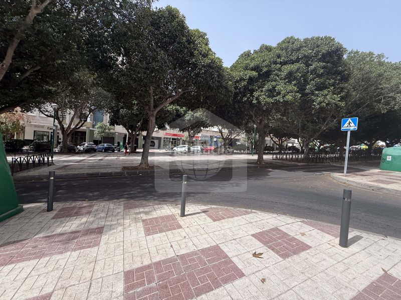 Foto ad73a85d-10d6-4867-895e-22923bb22a1c. Pis amb aparcament a Suárez Málaga